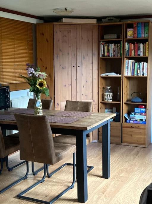 Welcome, Relax And Enjoy Your Stay Putten Eksteriør billede